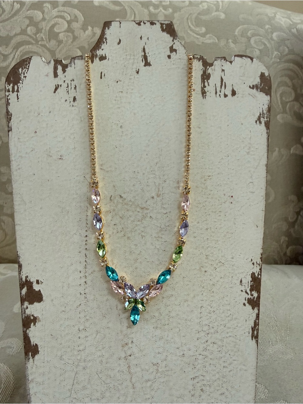 Multicolor Crystal Teardrop V Necklace
